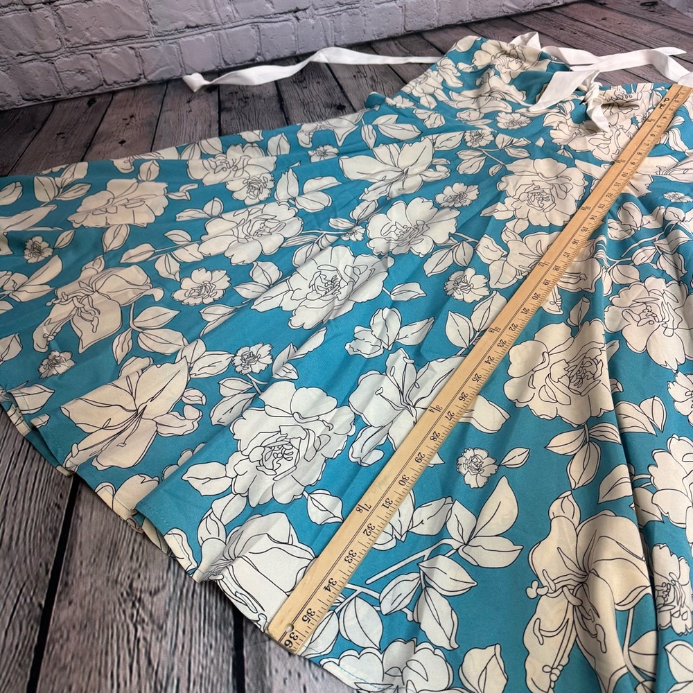 Unique Vintage Retro Blue White Hawaiian Floral A-Line Halter Dress Size XL 14. - Picture 10 of 11